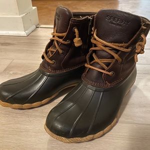 Sperry Boots Women’s size 7!